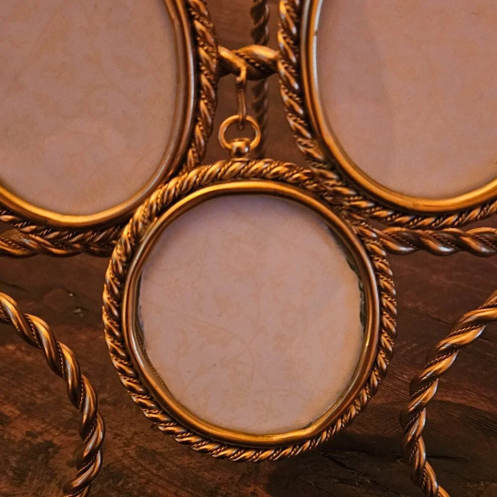 RARE VINTAGE ANTIQUE MONICA RICH KOSANN 4 GOLD TWIST HANGING PICTURE EASEL FRAME